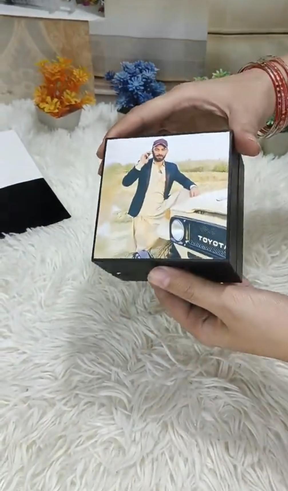 Beautiful Watch With Box