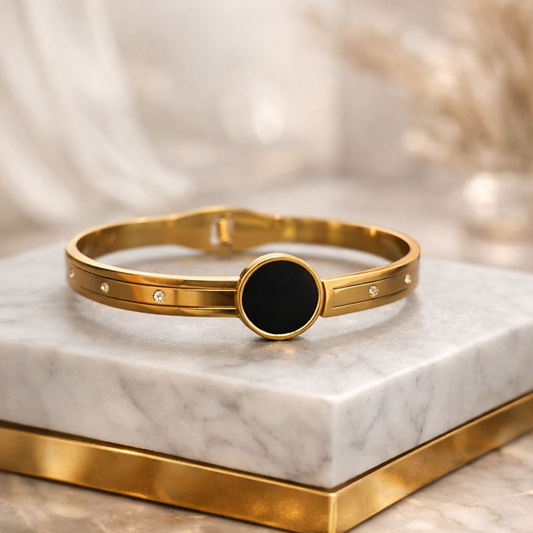 Stainless steel Onyx bracelet handcuff