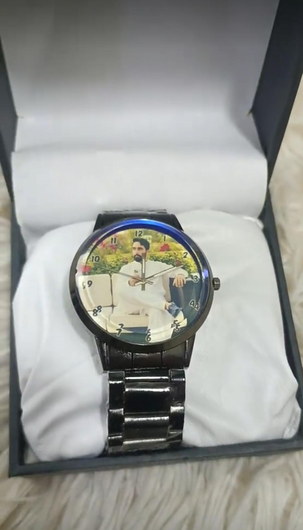 Beautiful Watch With Box